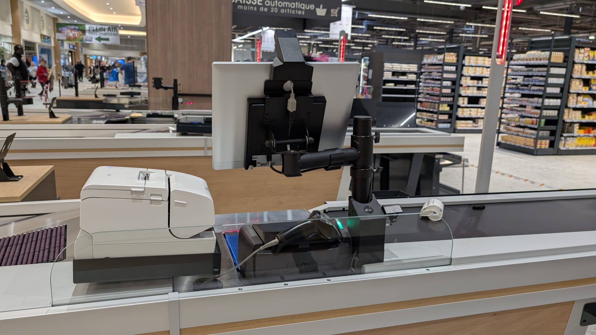Poste de caisse installé en magasin