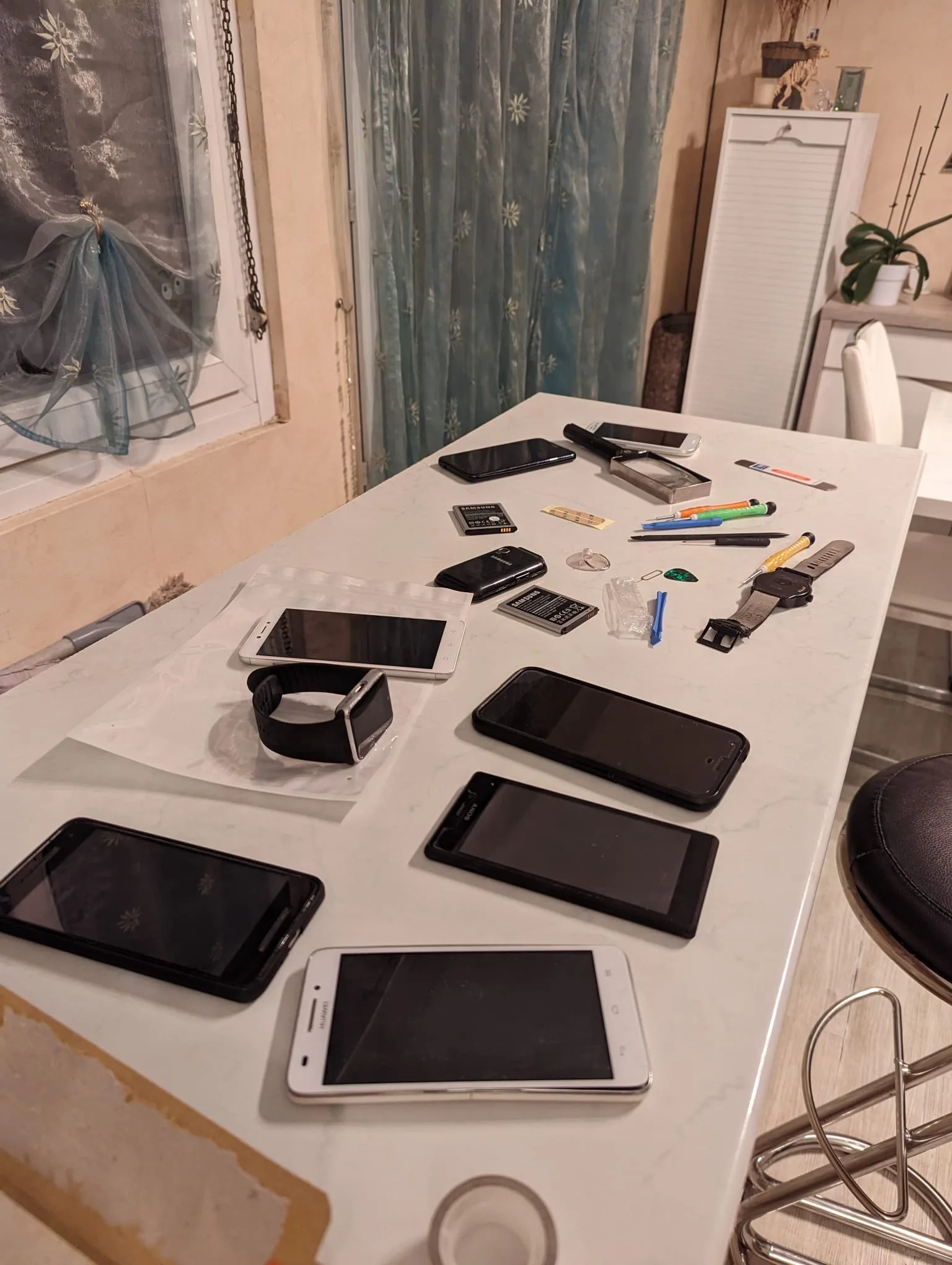 Atelier avec appareils et outils